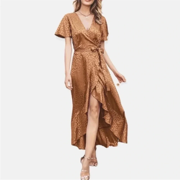 Dresses & Skirts - NWT Simplee Midi Animal Print Wrap Asymmetric Dress Size Large in Gold